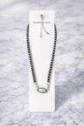 White Chocker (m)